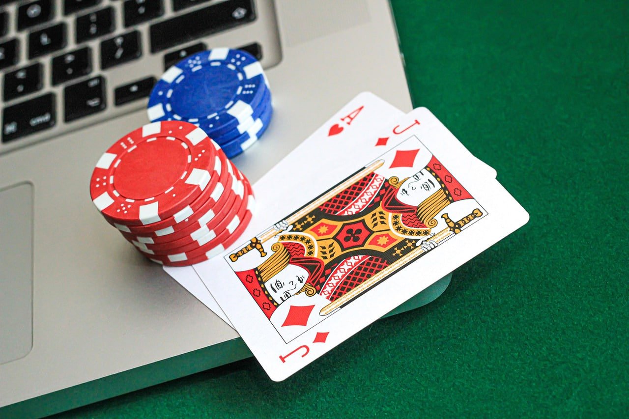 table style entertainment section on gabaji live casino page